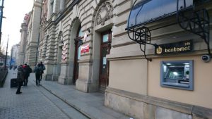 polska.gratis, Małopolski Urząd Wojewódzki w Krakowie – sprawy cudzoziemców, obywatelstwo, paszporty, świadczenia społeczne, rezerwacja wizyt, kontakt i godziny pracy.