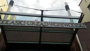 polska gratis, Podlaski Urząd Wojewódzki, urząd wojewódzki Białystok, legalizacja pobytu Białystok, paszporty Białystok, obywatelstwo polskie, karta pobytu, karta Polaka, kontakt PUW, Mickiewicza 3 Białystok, Bema 4 paszporty, cudzoziemcy Białystok, świadczenia rodzinne, urząd dla cudzoziemców, wojewoda podlaski, PUW Białystok