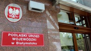 polska gratis, Podlaski Urząd Wojewódzki, urząd wojewódzki Białystok, legalizacja pobytu Białystok, paszporty Białystok, obywatelstwo polskie, karta pobytu, karta Polaka, kontakt PUW, Mickiewicza 3 Białystok, Bema 4 paszporty, cudzoziemcy Białystok, świadczenia rodzinne, urząd dla cudzoziemców, wojewoda podlaski, PUW Białystok